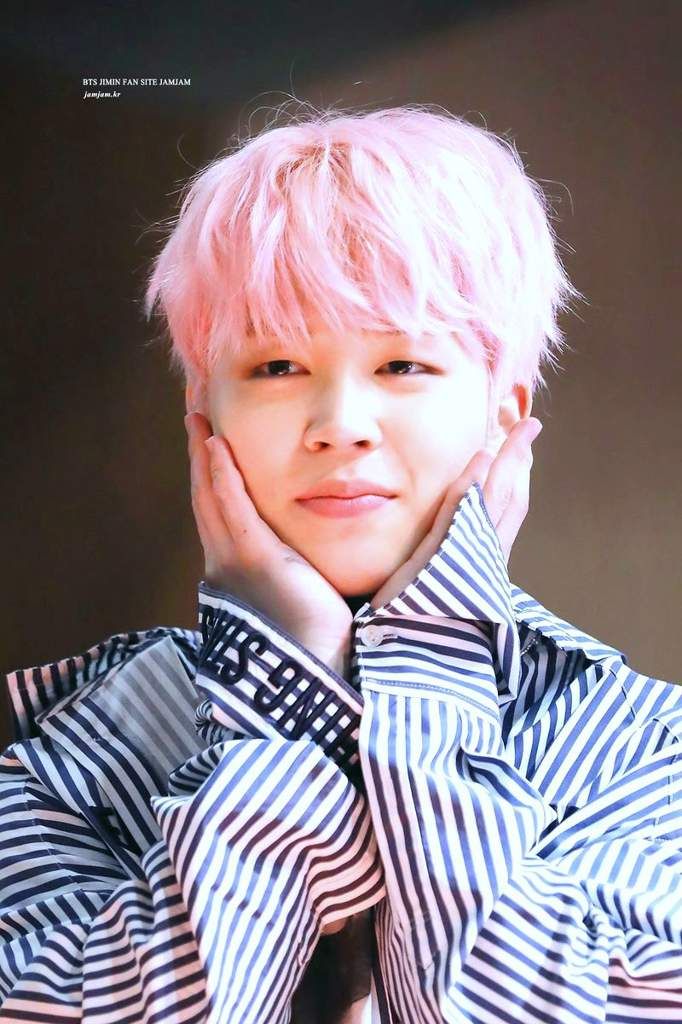 Don't Look At These 9 Moments Of BTS's Jimin Showing Off His Naughty ...