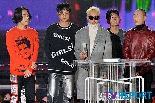 hyukoh and Zion.T at Melon music Awards