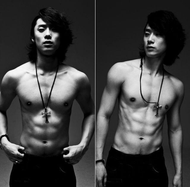 yongjun-shirtless