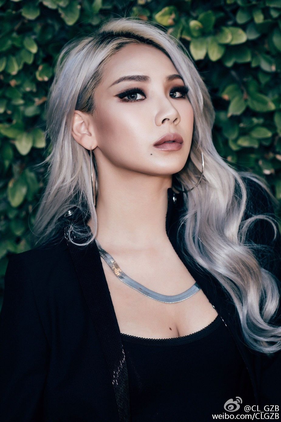 The baddest female is sharp, clean, and classy with her slight faded brow.