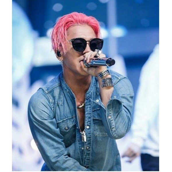 Taeyang with pink hair