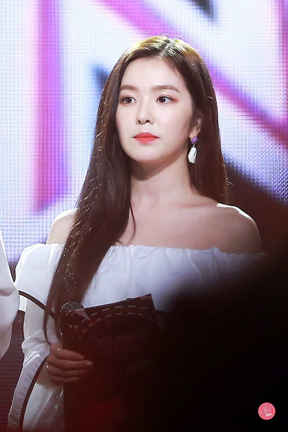 13 HD Photos Of Irene In This Shockingly Sexy Dress - Koreaboo