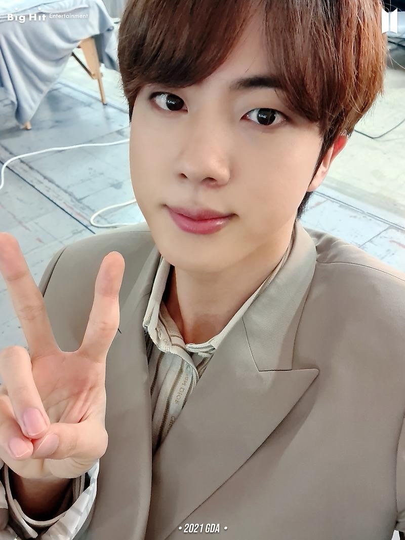 BTS's Jin Gave Up Cooking As A Hobby Because Of His Food Allergies