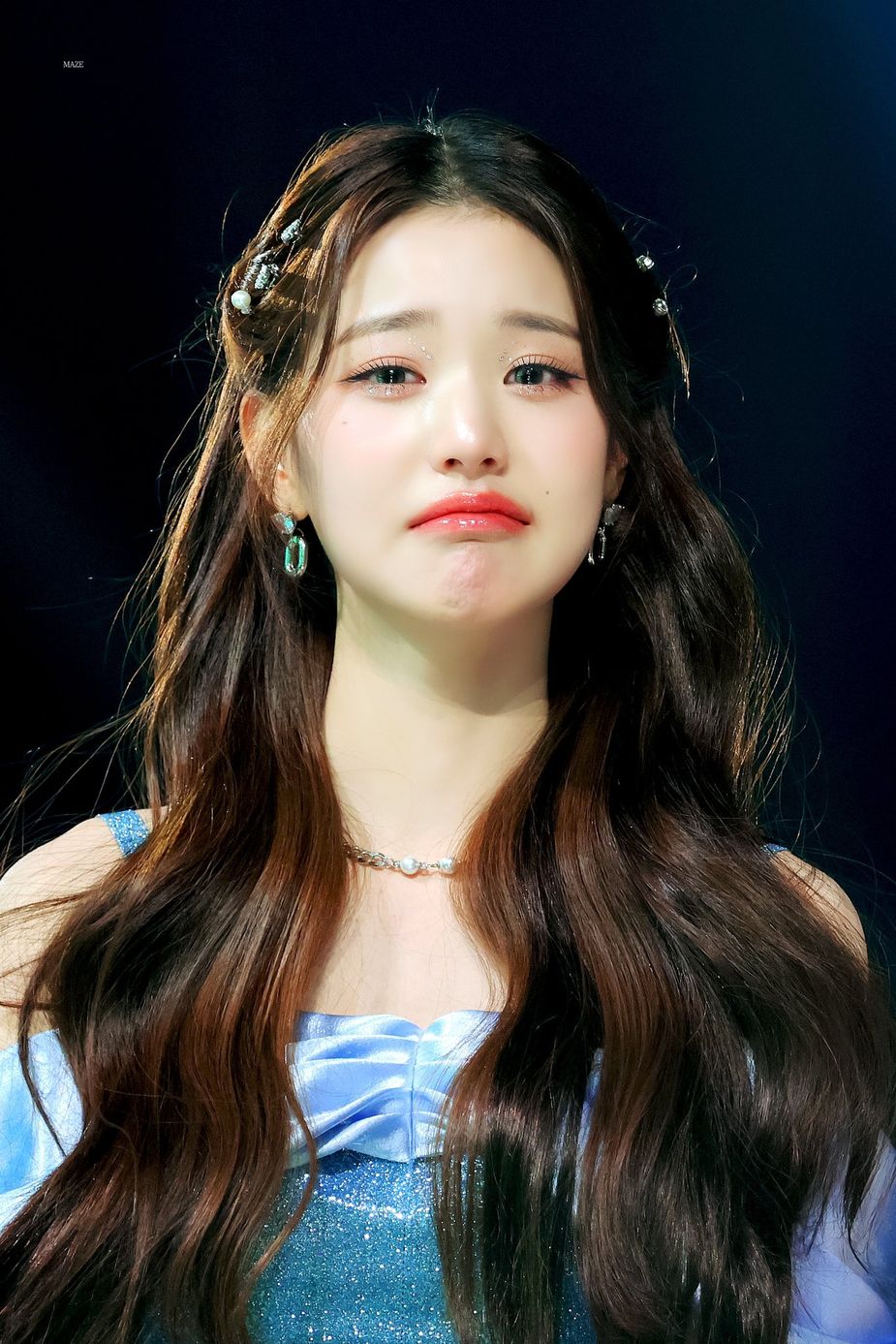IVE's Jang Wonyoung Goes Viral For Looking Like An Angel While Crying ...