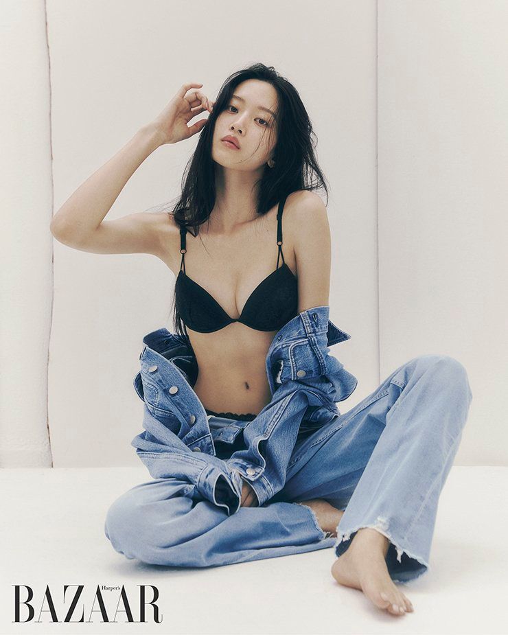 Korean Netizens Blast LE SSERAFIM's Yunjin And Moon Ga Young For  Popularizing “Underwear” Trend - Koreaboo