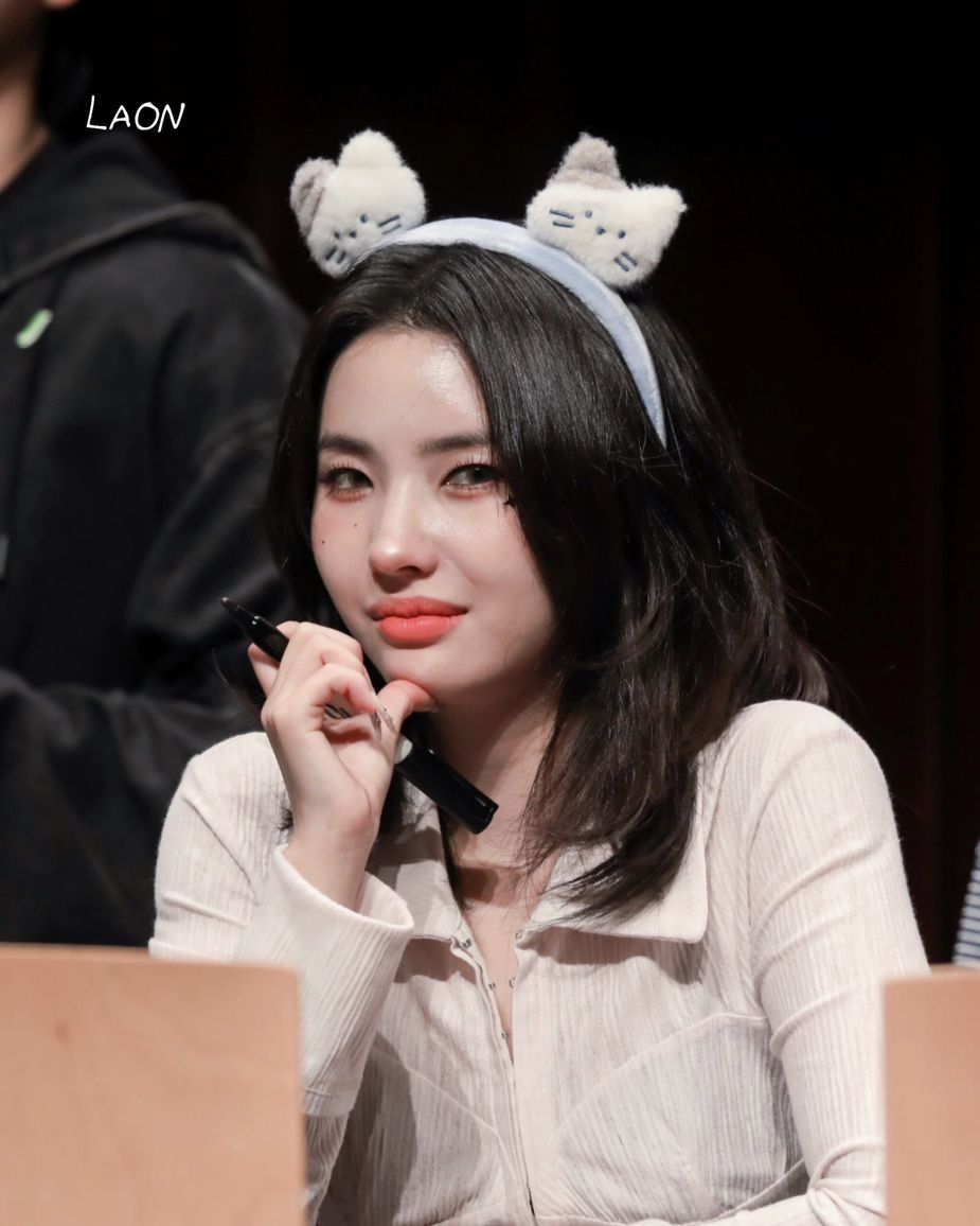 240204-G-I-DLE-Soyeon-MAKESTAR-Fansign-Event-documents-1