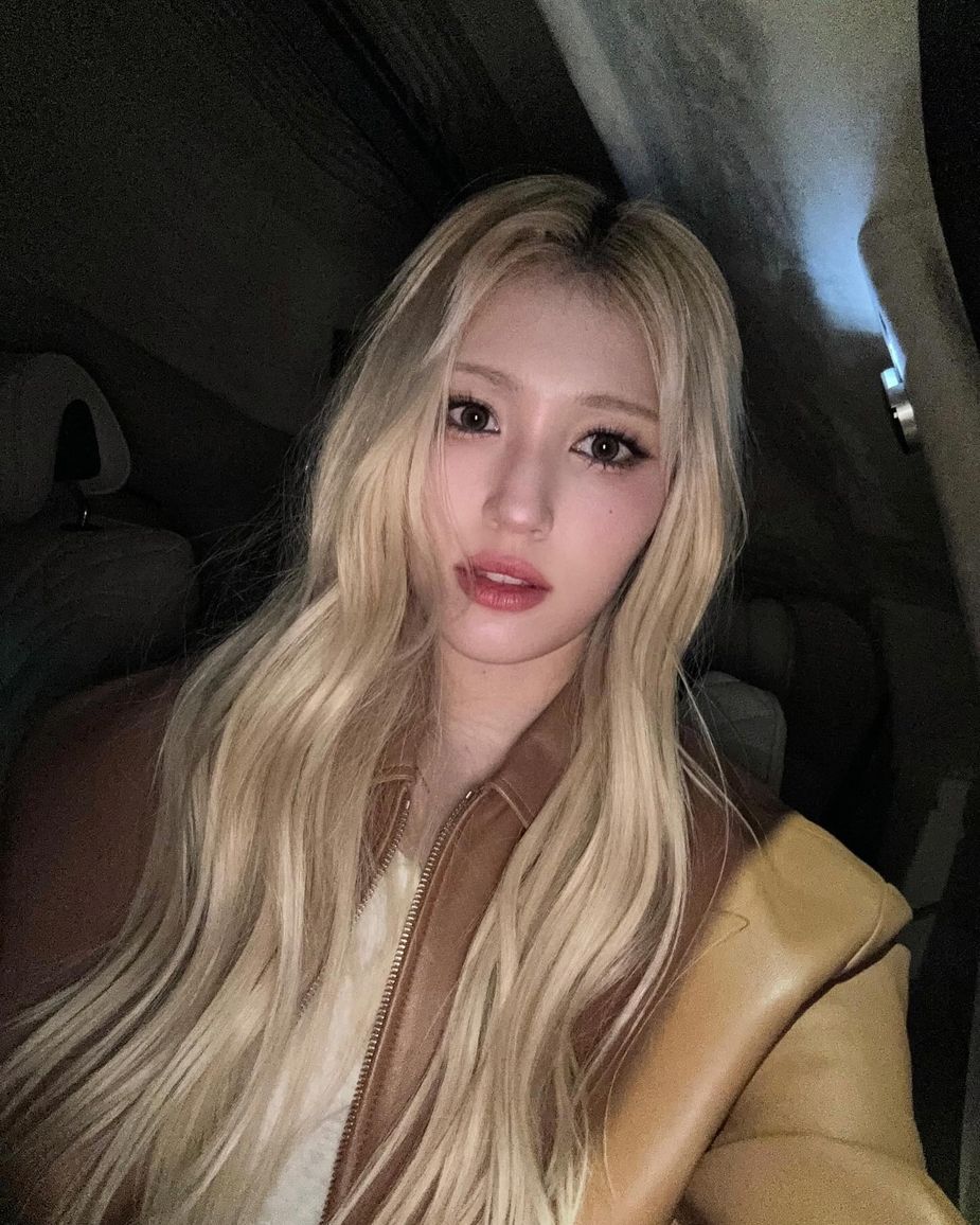 Somi’s Recent Announcement Receives Major Backlash From Korean Netizens