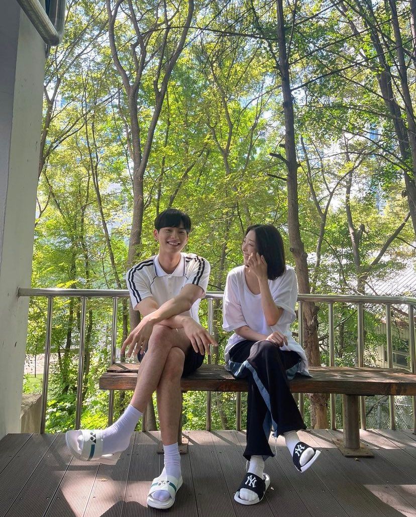 Lee Chae Min (left) and Ryu Da In (right) | @l.c.m____/Instagram