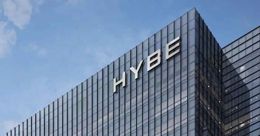 Dance Challenge Done In Front Of HYBE’s Building Goes Viral