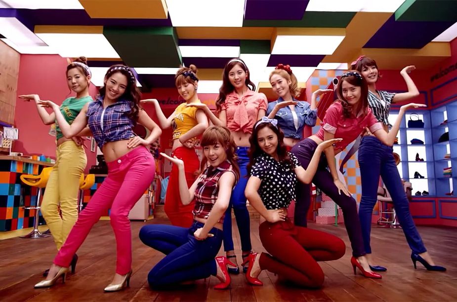 girls-generation-gee-MV-2018-billboard-1548