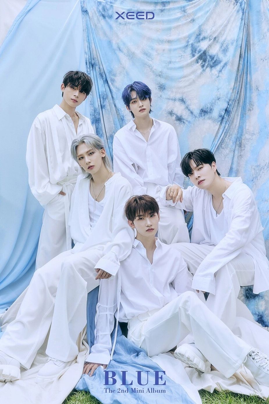 XEED_Blue_group_concept_photo_1