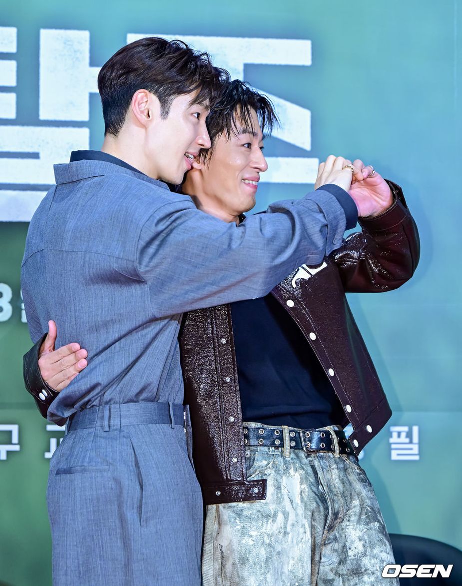 Lee Je Hoon and Koo Kyo Hwan