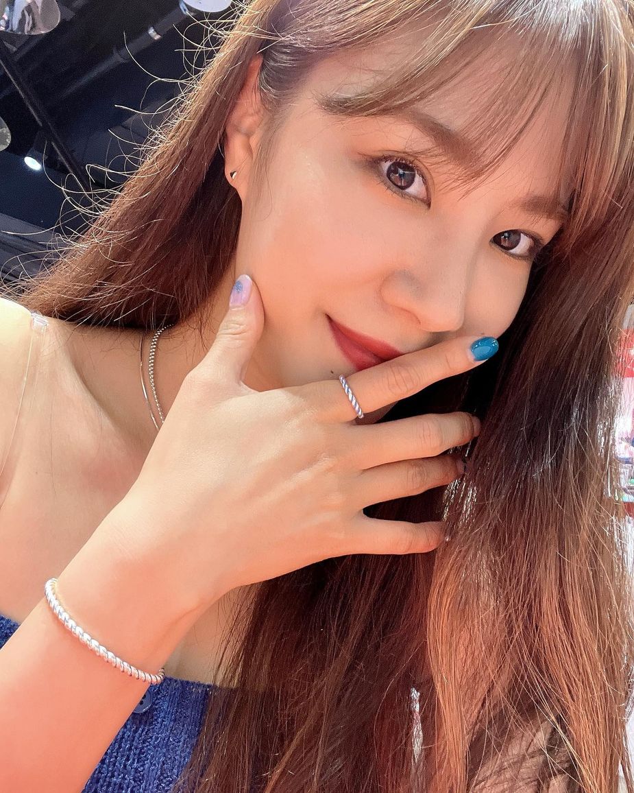 2nd Gen K-Pop Idol Kept Her Identity A Secret For Years Until A
