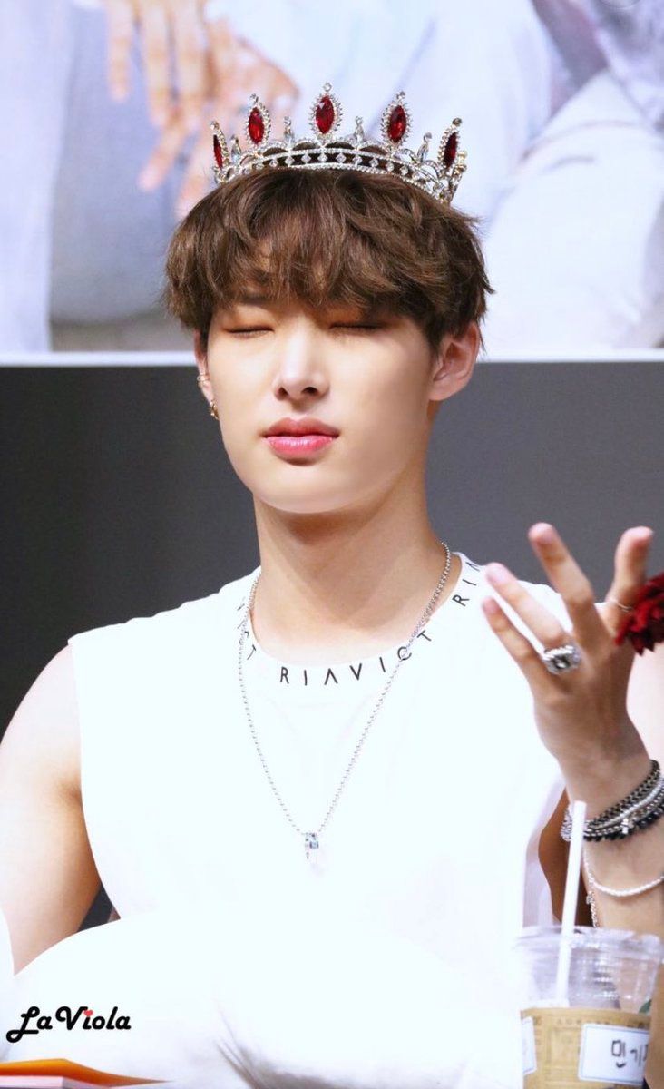 Ateez S Princess Mingi Makes A Glorious Return On Social Media Koreaboo