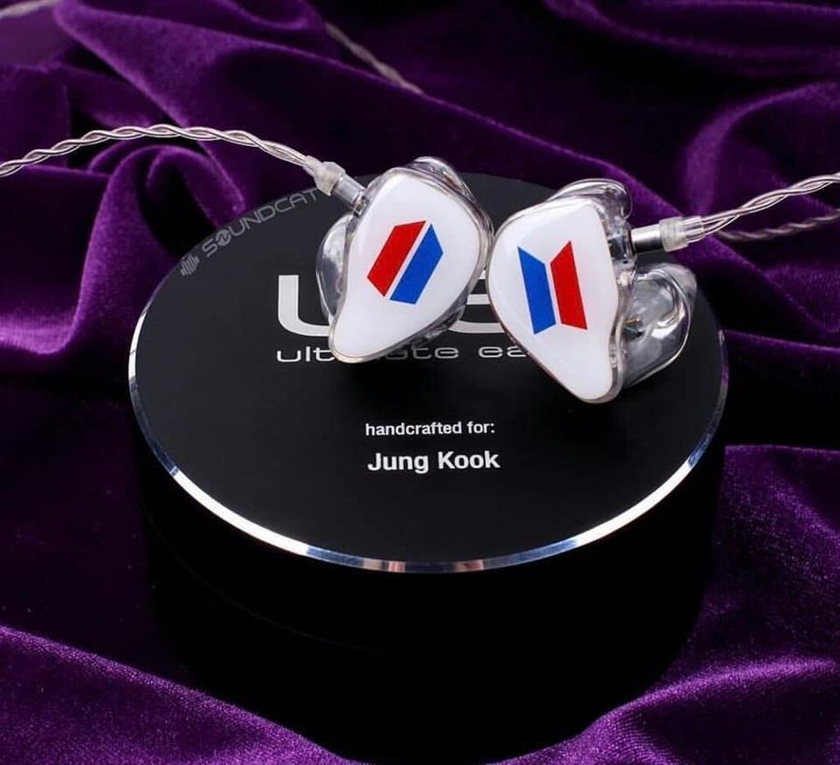 Ear discount monitors bts