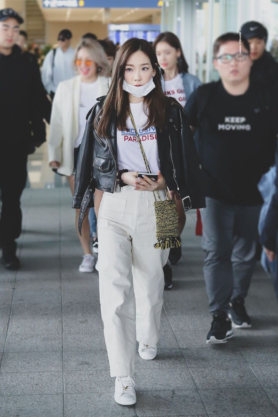 Here Are 12 Simple Tips To Dress Like Airport Fashion Queen Taeyeon ...