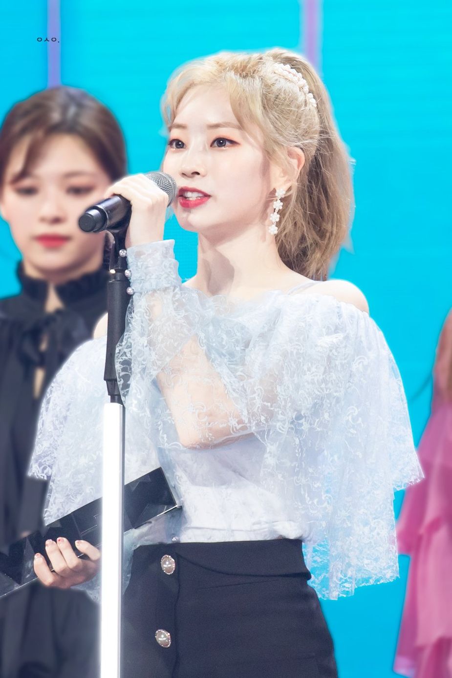 8 Times Photos Proved That TWICE's Dahyun Is A Real Life Angel