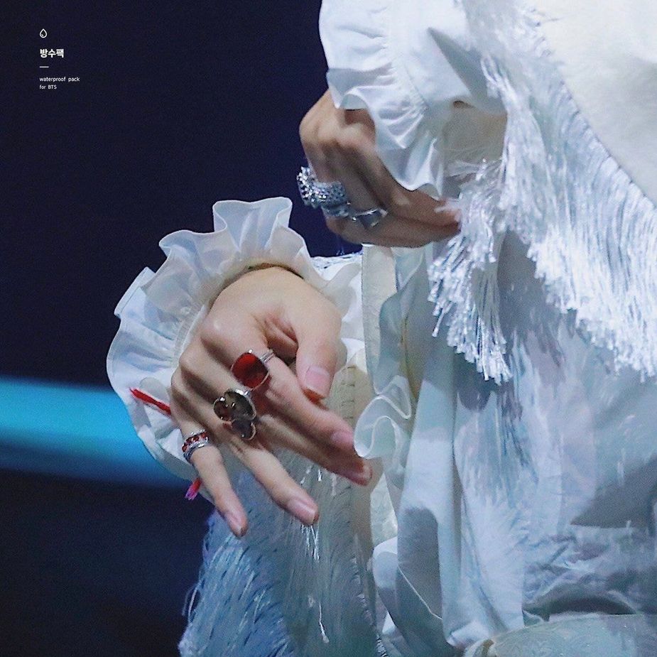 Bts v clearance rings