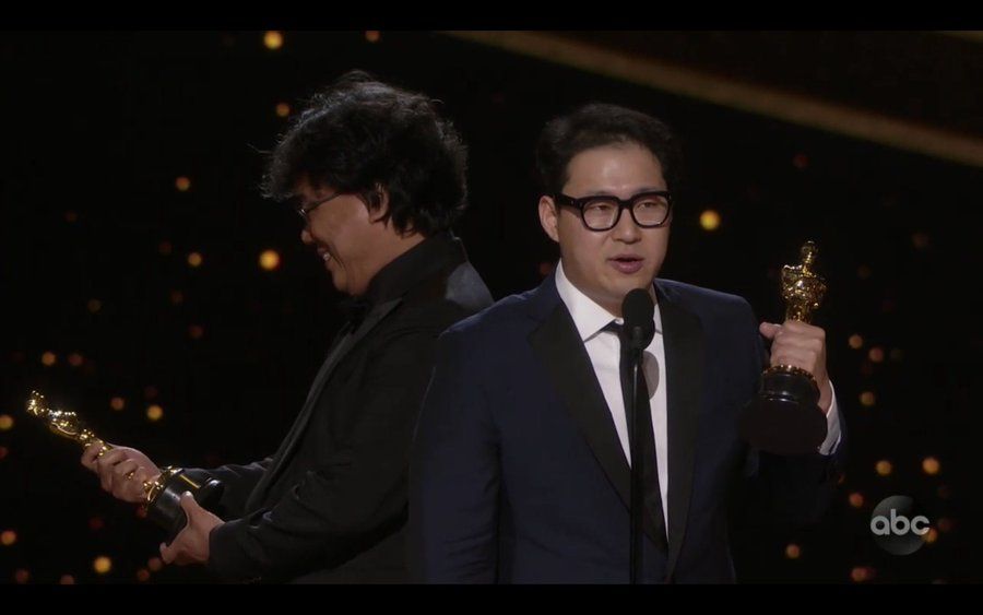 "Parasite" Wins Best Original Screenplay At The 2020 Oscars Koreaboo(02)