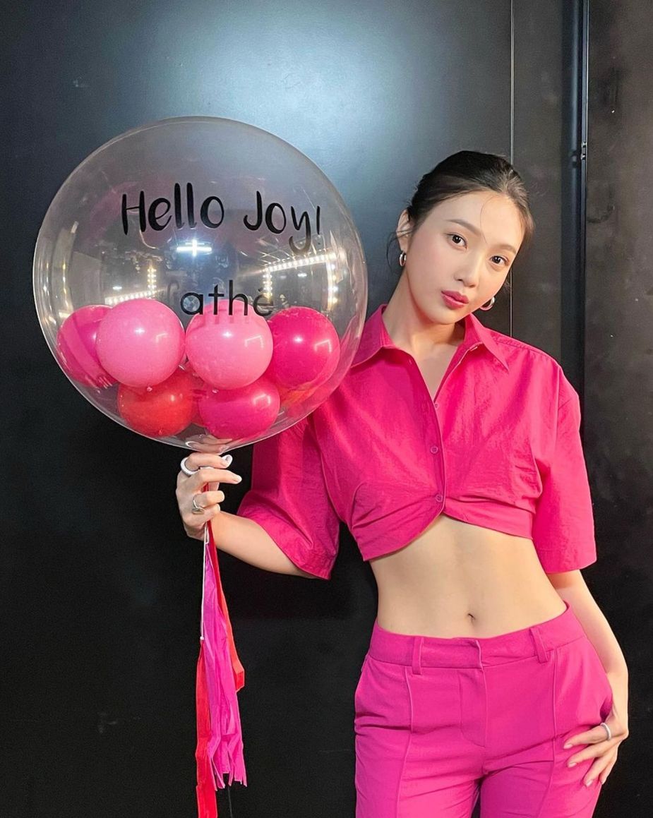 10 Times Red Velvet's Joy Stunned With A Gorgeous And Healthy Body ...