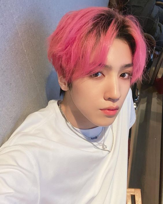 5 K-Pop Male Idols Who Have Stole The Stage With Hot Pink Hair - Koreaboo