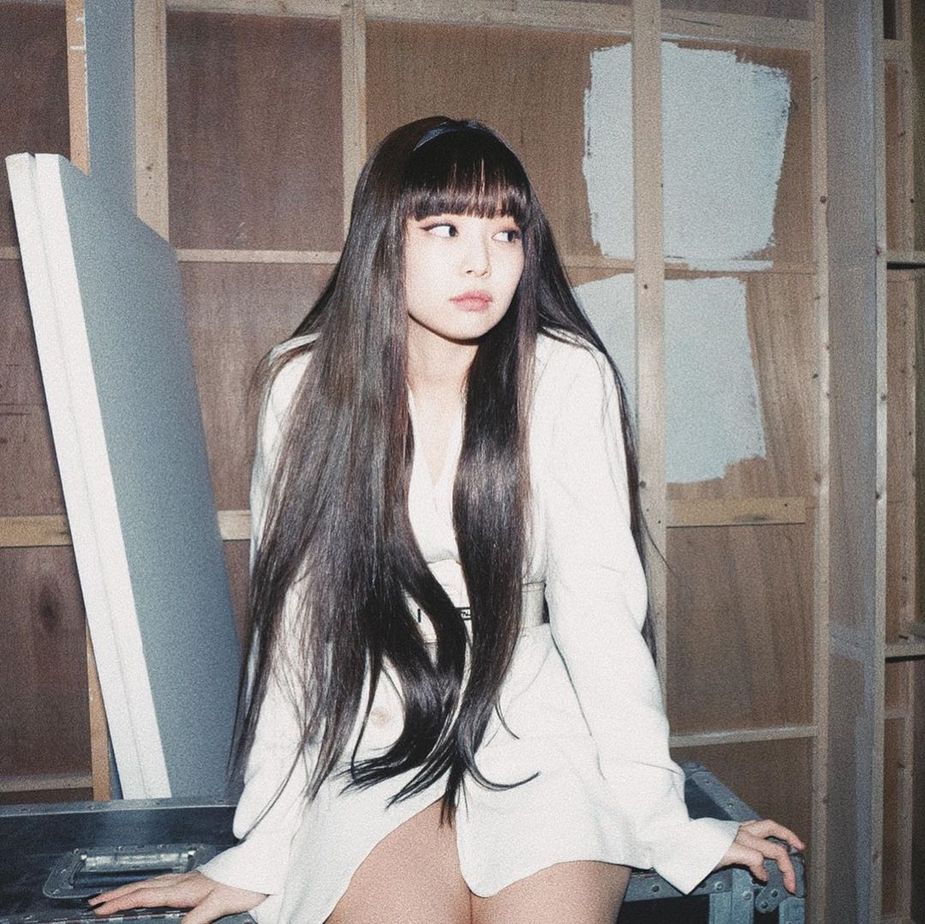 Blackpinks Jennie Tried On Bangs And Everyone Started Freaking Out About Her Stunning Beauty 4465