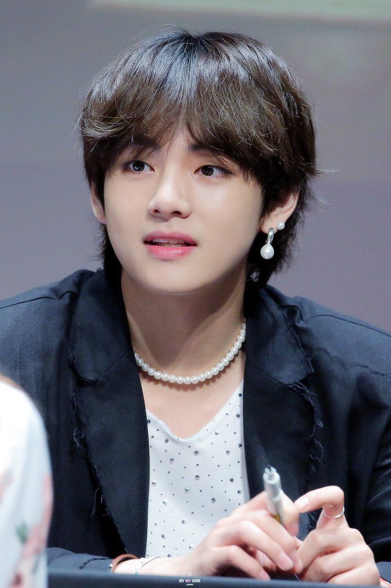 Bts v hot sale chanel earrings