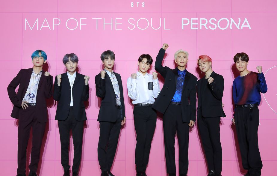 LEAD) BTS' Japanese compilation album tops 1 mln copies in sales