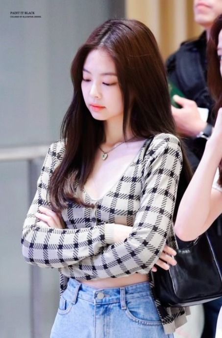 10 Times Blackpinks Jennie Rocked A Plaid Outfit And Looked Hot Af Koreaboo 9762