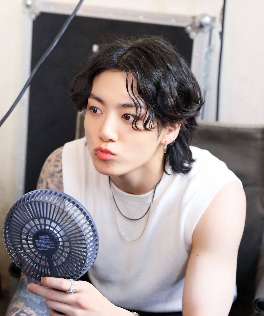 The Japanese Influencer Who Went Viral For Being BTS Jungkook's Lookalike -  Koreaboo