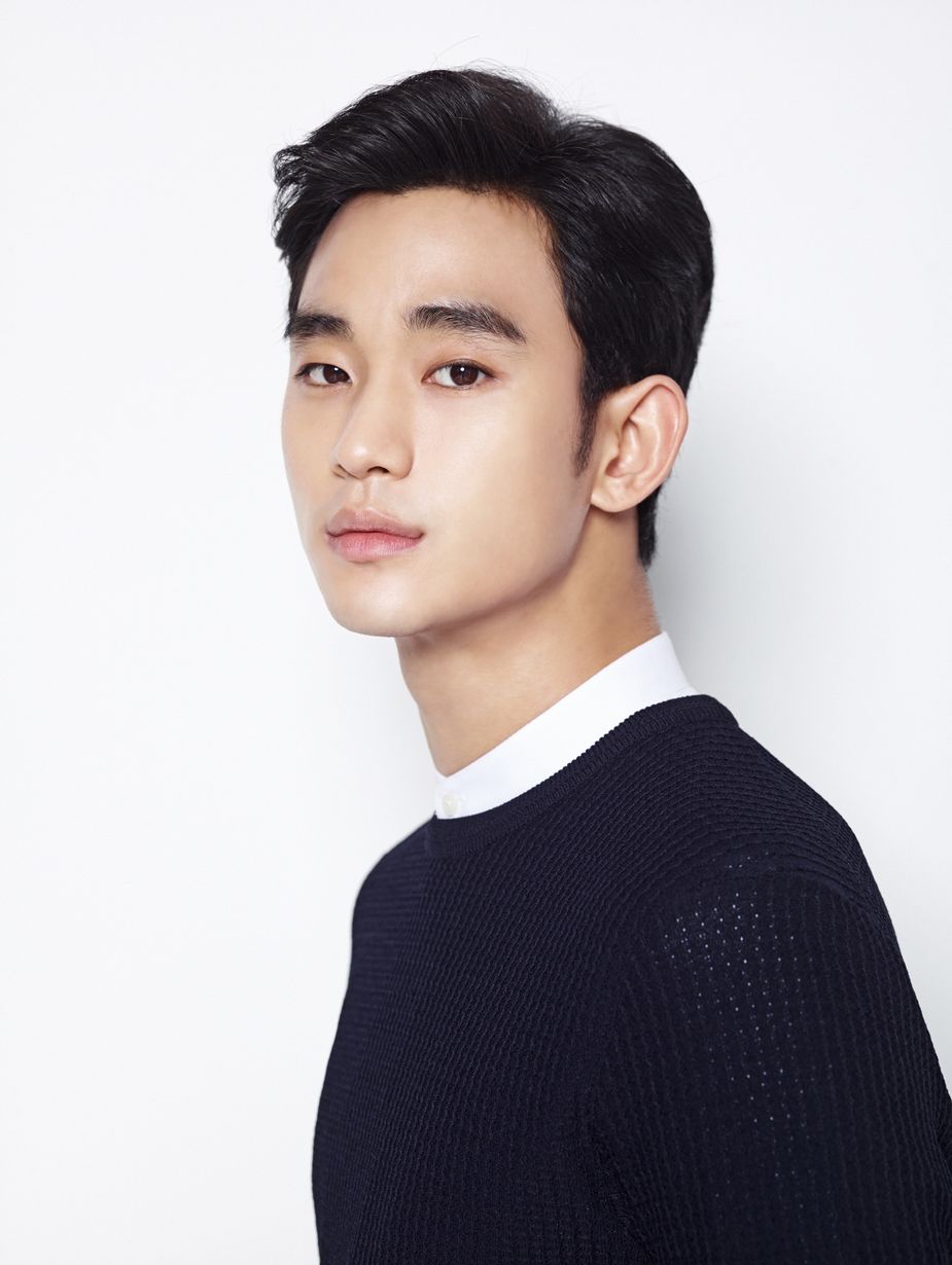 Kim Soo Hyun Enchants 