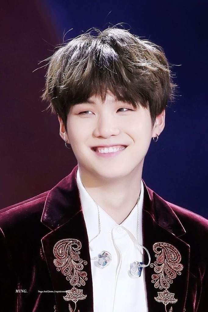 10 Photos And GIFs Of BTS Suga's Precious Gummy Smile To Brighten Your ...