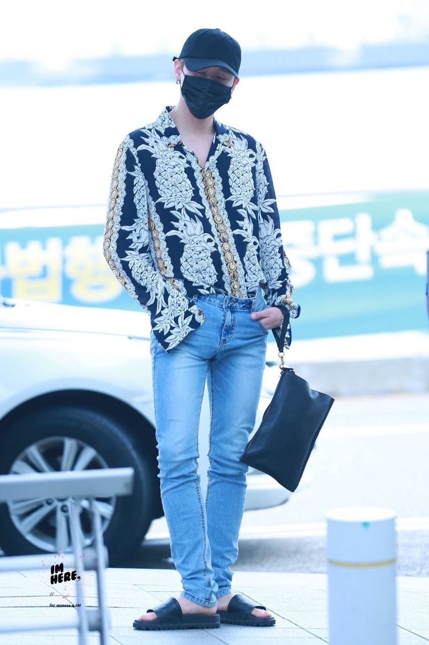 15 Outfits That Prove MONSTA X's I.M Is The King Of Casual Fashion ...