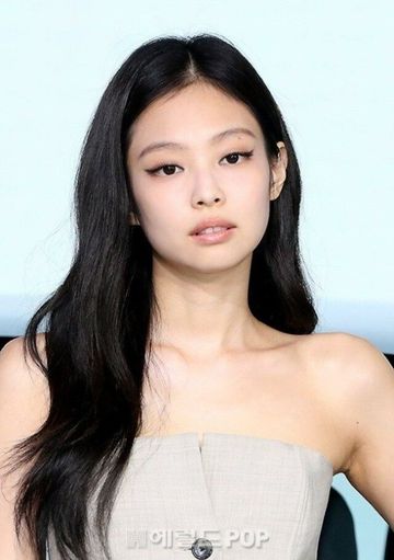 BLACKPINK's Jennie Addresses Backlash Over Smoking Indoors - Koreaboo