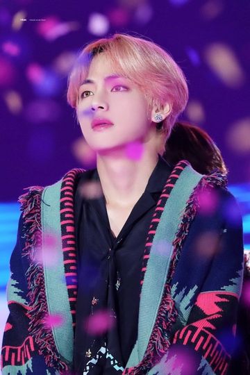 BTS V's Chinese Fanclub To Set A New Historic Record In Celebration For ...