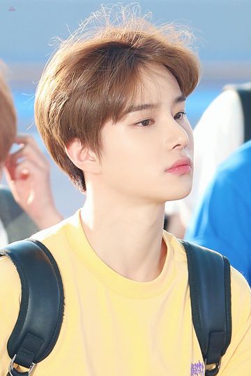 These 30+ Photos Of NCT 127 Jungwoo's Side Profile Will Convince You Of ...