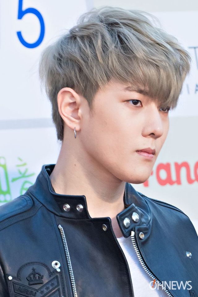 IKON-Donghyuk
