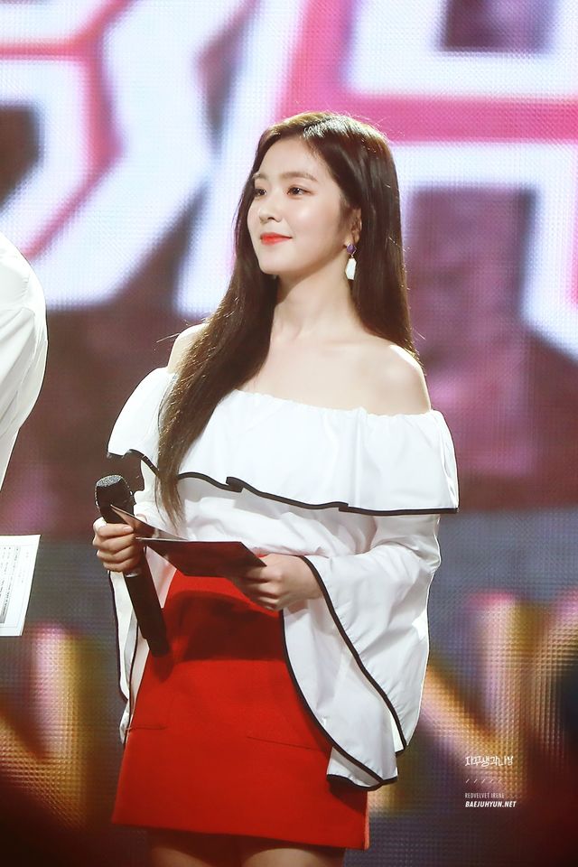 13 HD Photos Of Irene In This Shockingly Sexy Dress - Koreaboo