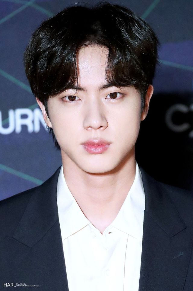 13 Unedited Photos Showing What BTS's Jin Actually Looks Like IRL ...