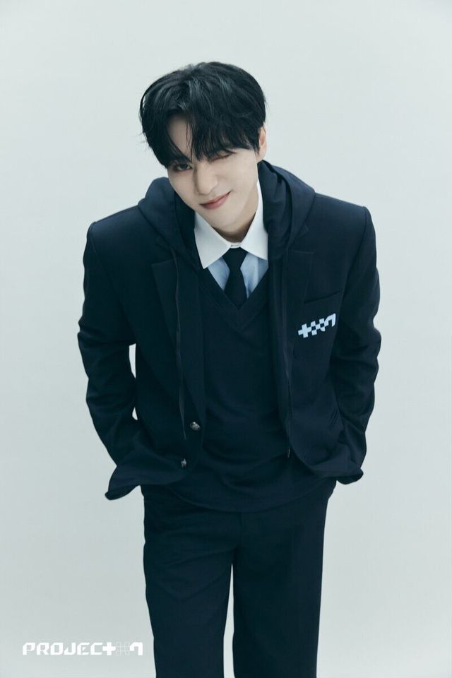 Kim-Hyunjae-PROJECT7-Profile-Photos-documents-3