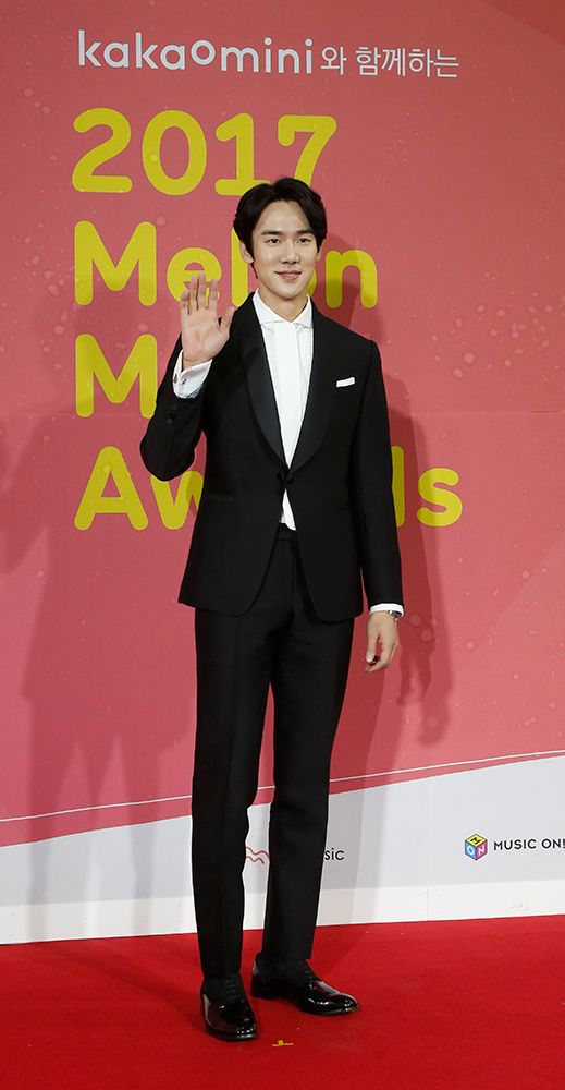 Melon) Best Dressed Male Celebrities Of 2017 Melon Music Awards Koreaboo