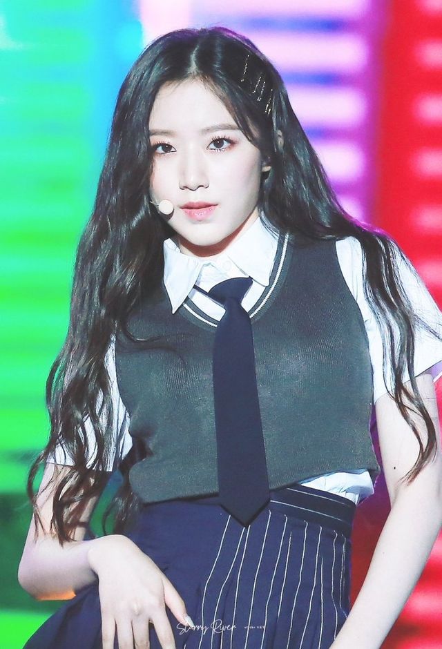 10+ Times (G)I-DLE's Shuhua Slayed In The Most Gorgeous Stage Outfits ...