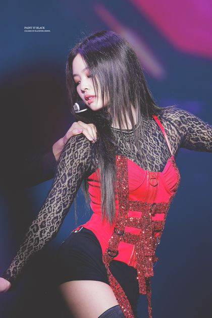 20 Times BLACKPINK's Jennie Showed Off Her Perfect Body Line - Koreaboo