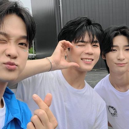 Meet K-Pop’s First Ever Deaf Boy Group Who Sing In Sign Language - Koreaboo