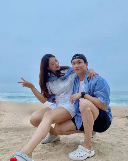 Engaged Star Fuels Breakup Rumors With Cryptic Instagram Post - Koreaboo