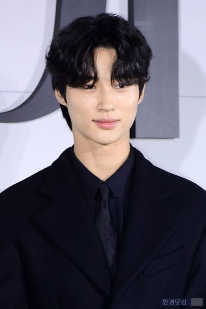 Model Jeon Ji Soo&rsquo;s Boyfriend Revealed Amid Dating Ties To Byeon Woo