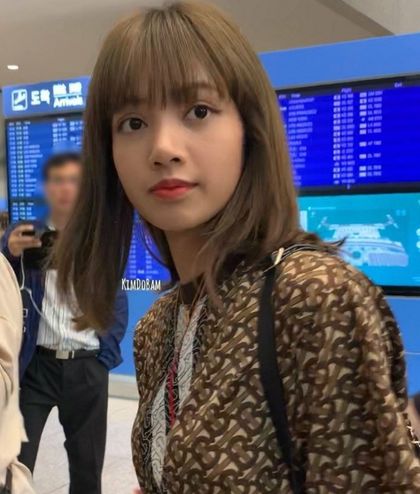 13 Unedited Moments Showing What BLACKPINK's Lisa Actually Looks Like ...