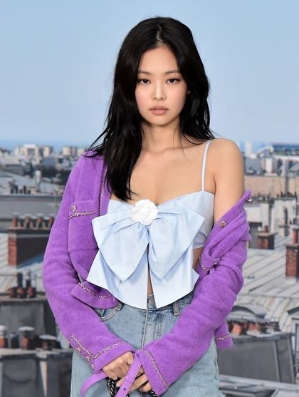 10+ Times BLACKPINK's Jennie Rocked The Cutest Bows In Her Outfits ...