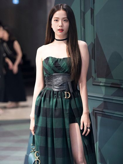 BLACKPINK's Jisoo Is Taking Everyone's Breath Away At The Dior Event ...