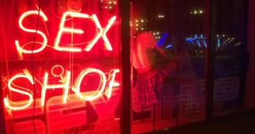 Sex-shop-photo-courtesy-Wikimedia-Commons-768x433-1.jpg